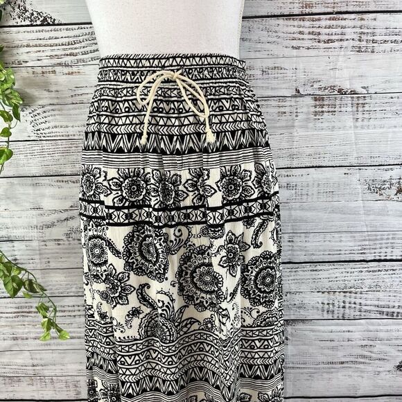 L.A. Harts Skirt size Small Black White Paisley Retro Flowers Hippie Midi Boho - Picture 3 of 13